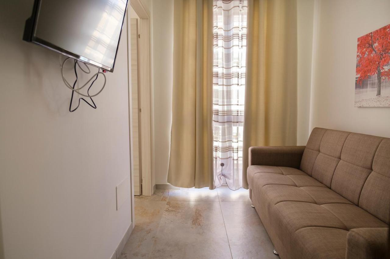 La Petite Erika Apartment Avola Luaran gambar