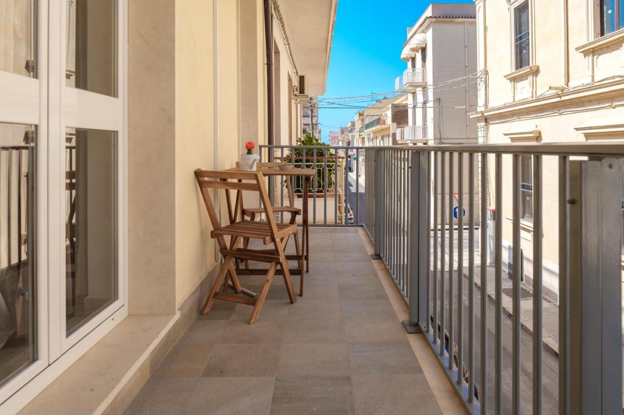 La Petite Erika Apartment Avola Luaran gambar