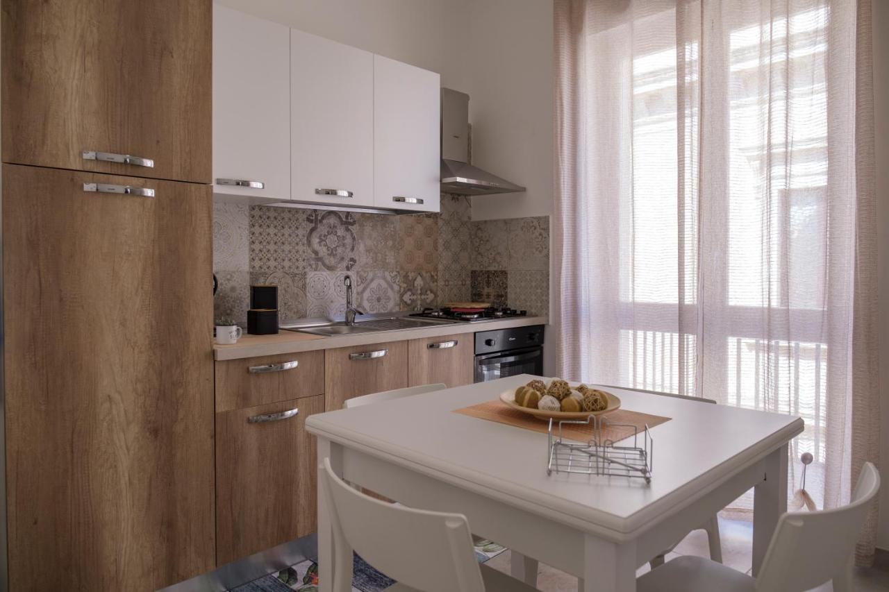 La Petite Erika Apartment Avola Luaran gambar